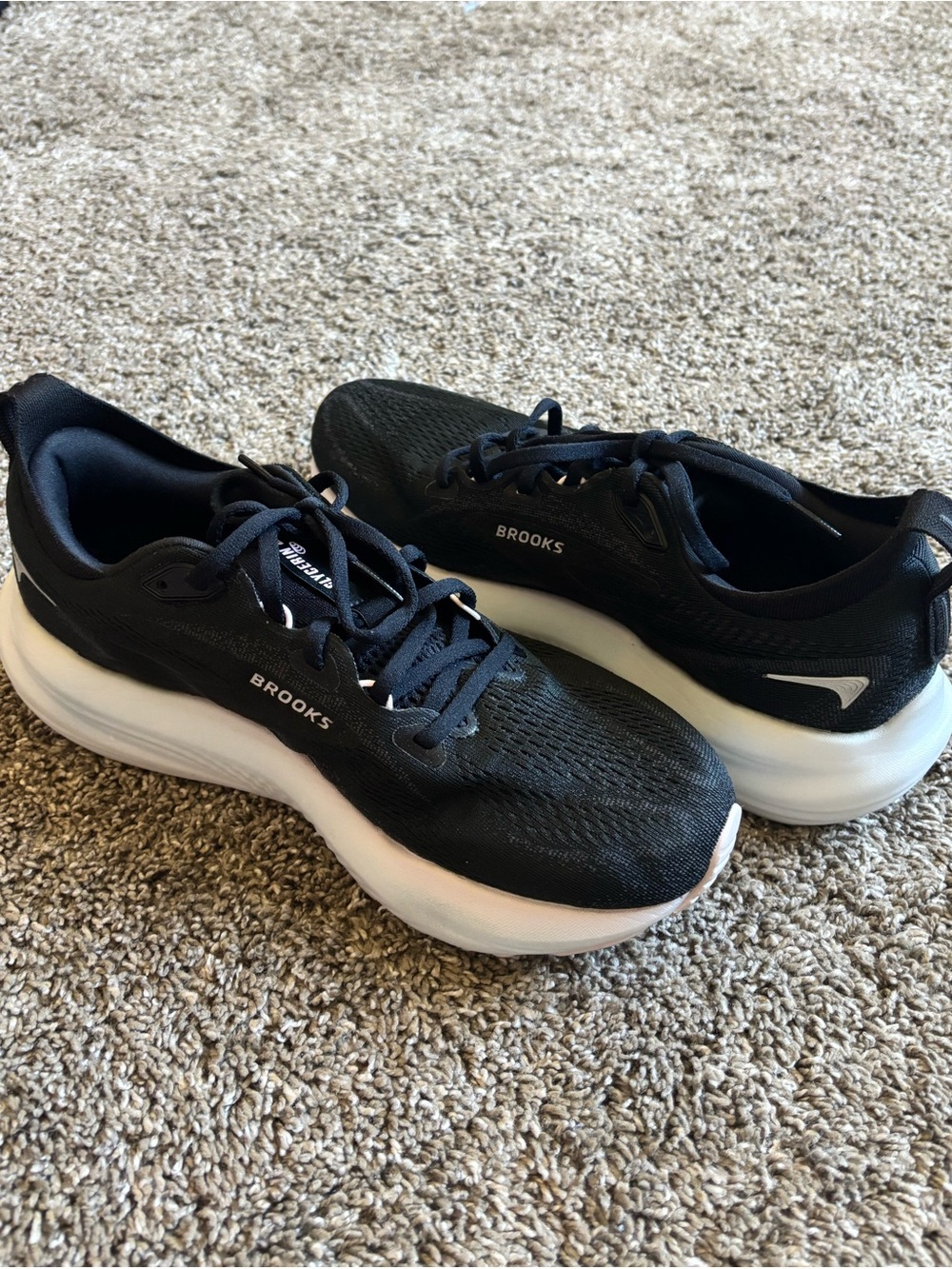 😱 SALE - Brooks Glycerin 22 Running Shoes in black - Picture 6 of 11